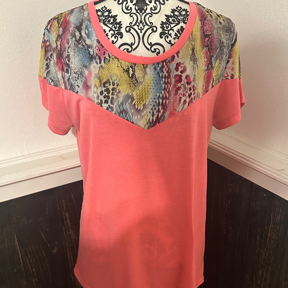 Colorful Snake Print Short Sleeve Top